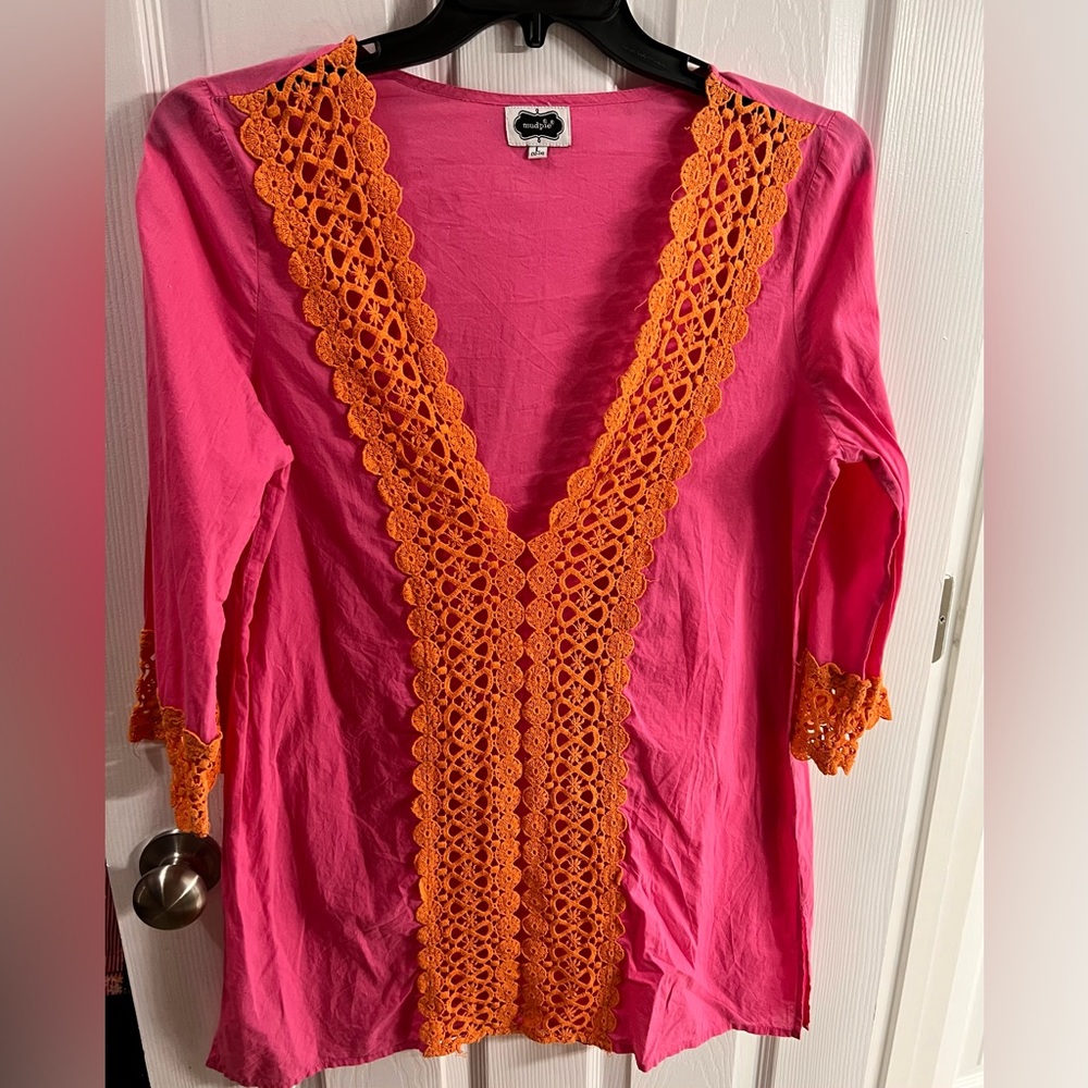 Mud pie cover up or very casual top in hot pink with orange trim